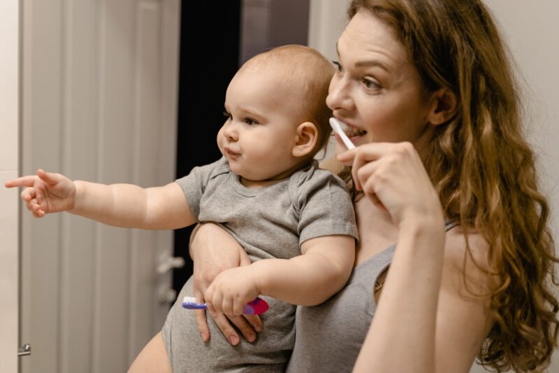 Teaching a child to brush teeth | Bloor Smile Dental